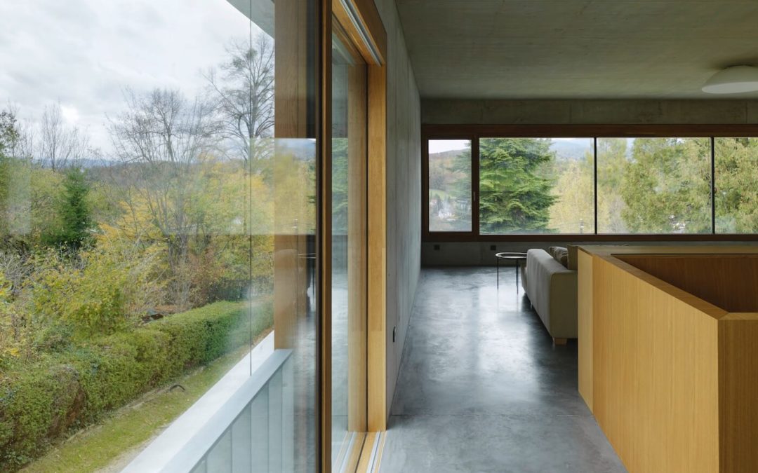 Beton, Holz und Glas – Einfamilienhaus Nähe Graz